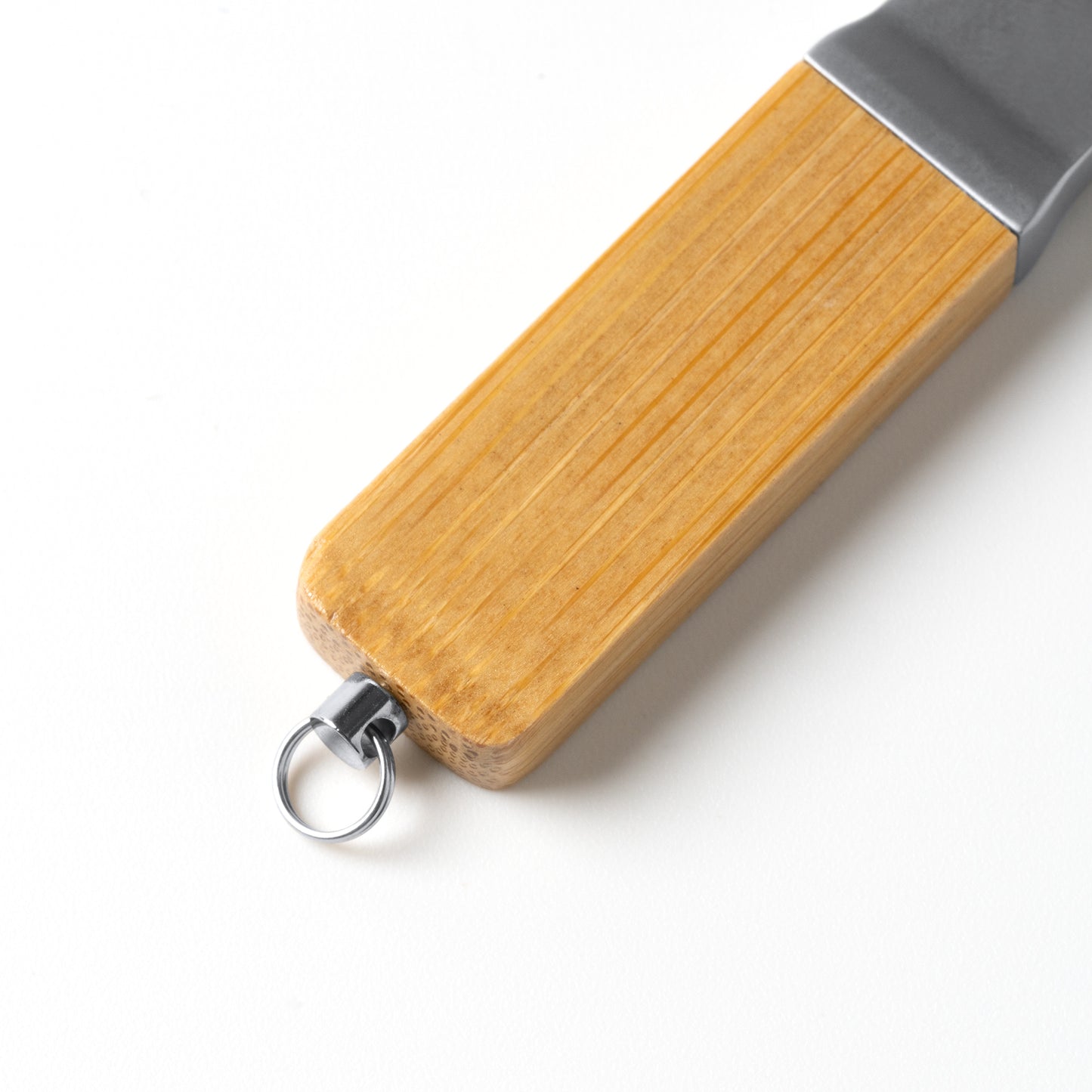 Stick USB 16GB cu carcasa de lemn bambus NETIX