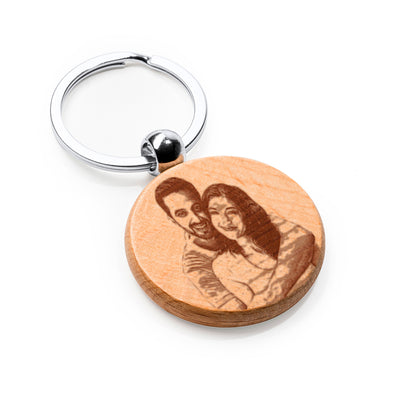 Breloc din lemn rotund