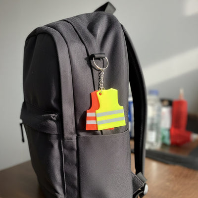 Fényvisszaverő mellény alakú kulcstartó