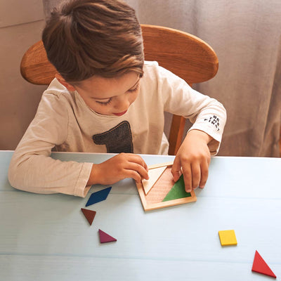 Puzzle indemanare de lemn pentru copii