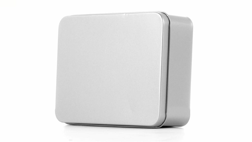 Közepes téglalap alakú fém doboz 12x10x4