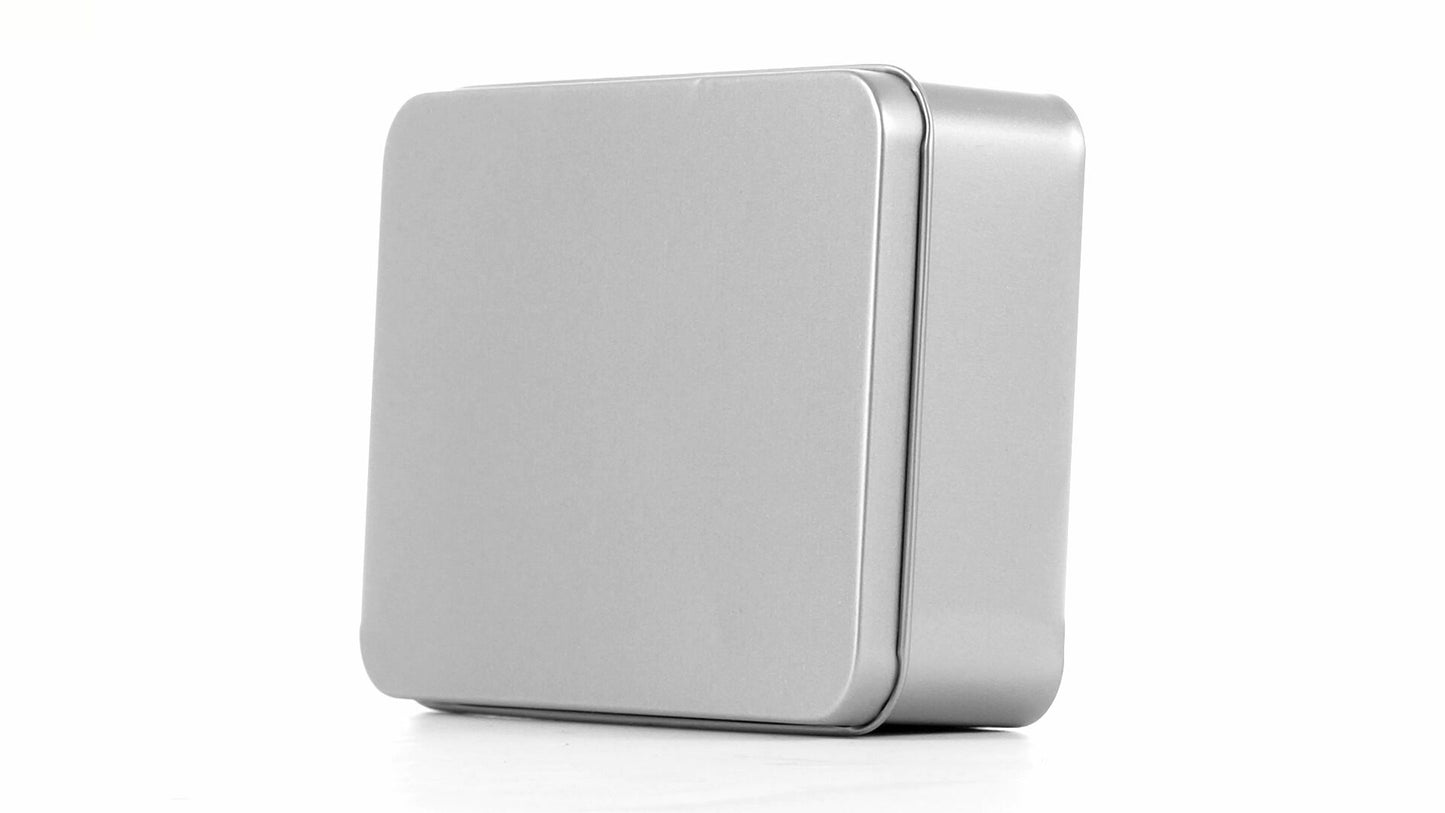Közepes téglalap alakú fém doboz 12x10x4