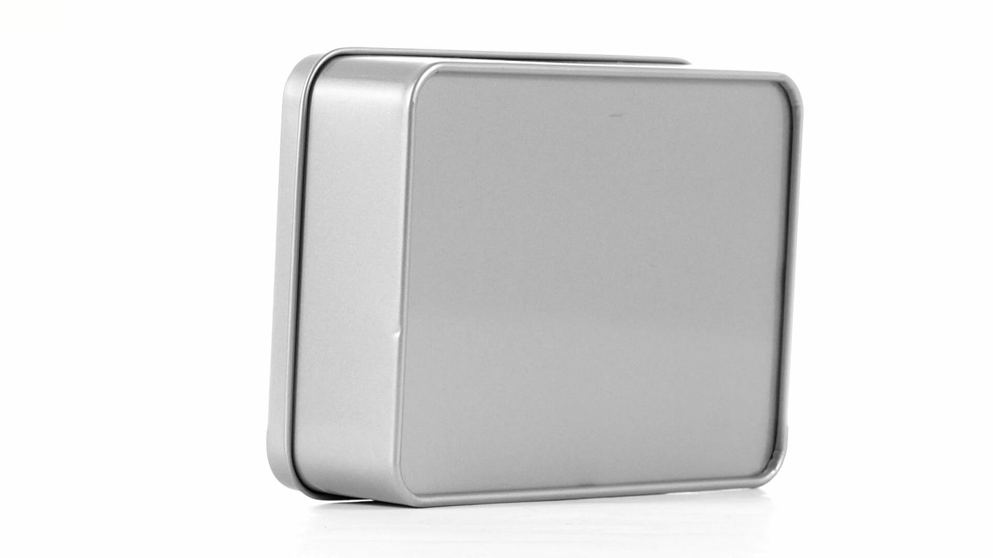 Közepes téglalap alakú fém doboz 12x10x4